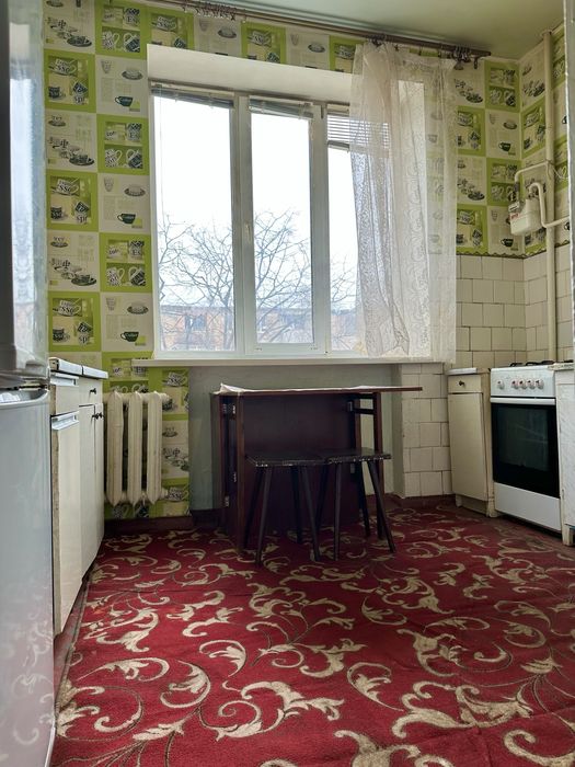 3-х сталинка КРЭС, 3/4, все разд, кухня- 9