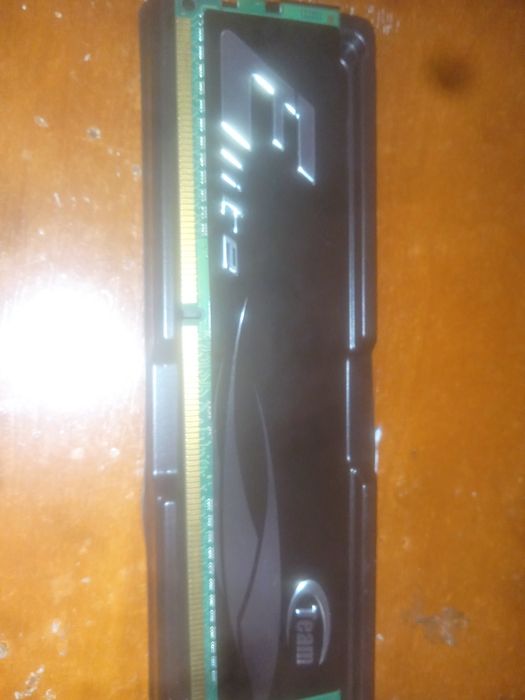 Продам!!! Оперативку Elite 2GB DDR3