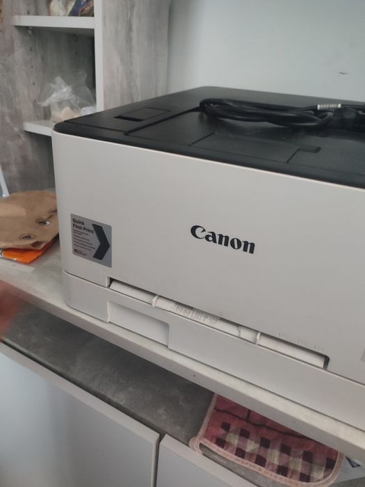 Принтер б/у лазерный LBP623Cdw