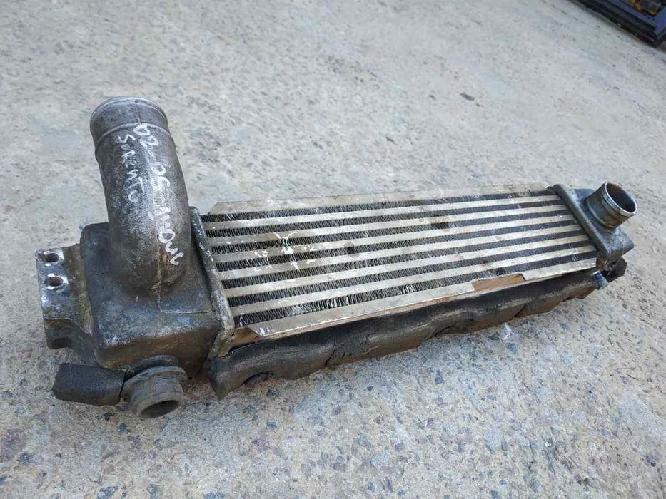 Hyundai/Kia Sorento 02-06 радіатор інтеркулера  RA0741 281904A101