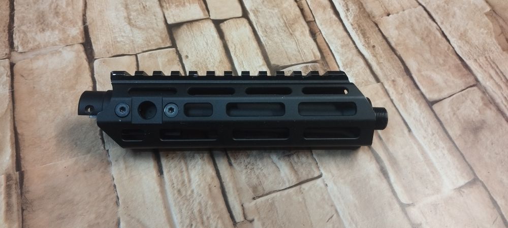 Handguard Action Army para AAP-01 (Material Airsoft)