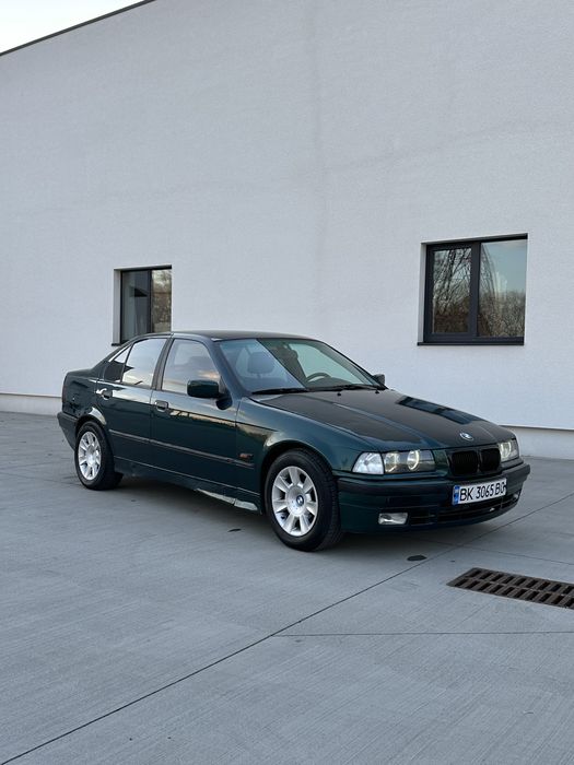 BMW E36 1.8 газ/бензин 1997 рік РЕСТАЙЛІНГ в дуже гарному стані
