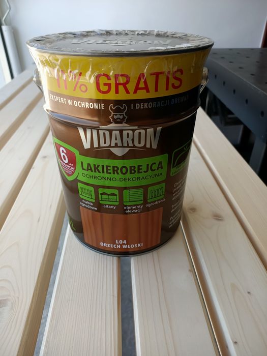 Lakierobejca Vidaron orzech włoski L 04.  5 litrów