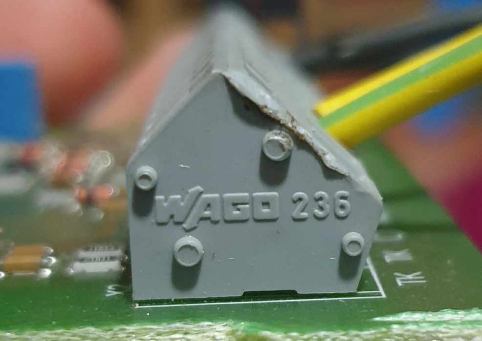 11szt. Złączkek wago 236-401 do druku.