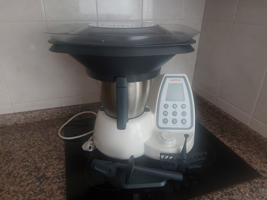 Yammi 2 com acessórios