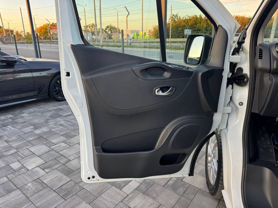 Renault Trafic 2021 freshauto