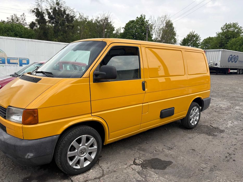 VW Transporter 2,5 TDi