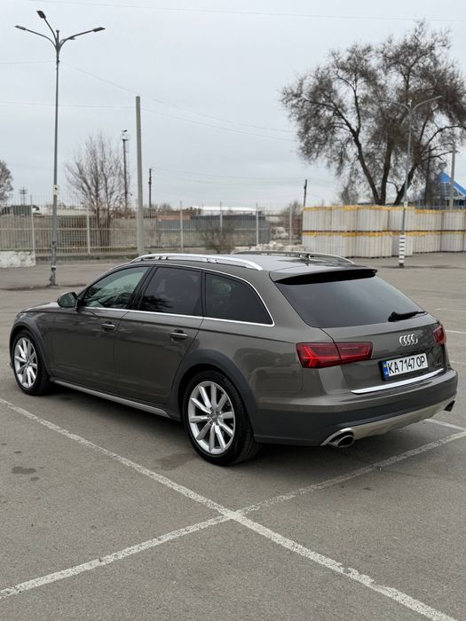 Audi A6 Allroad 2015