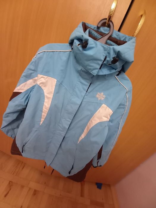 Жіночі лижні    куртки