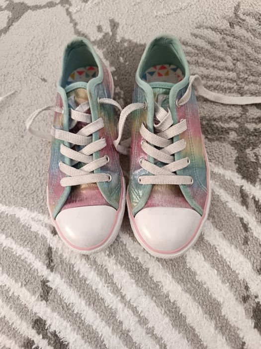 Trampki błyszczące dla dziewczynki rozmiar 34