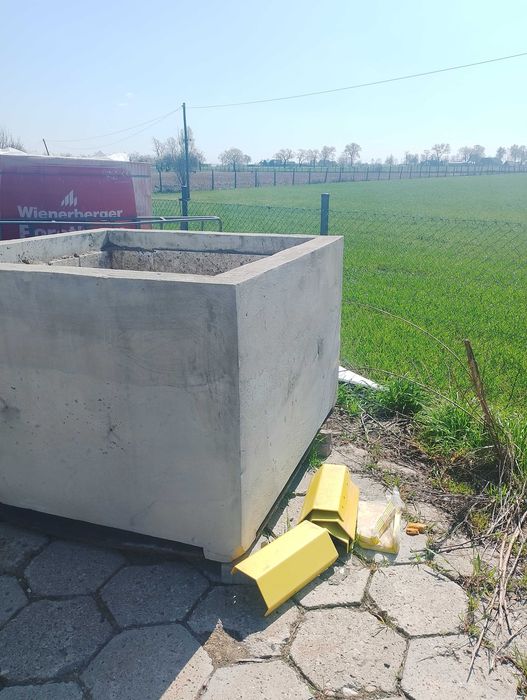 Donica betonowa, zbiornik betonowy