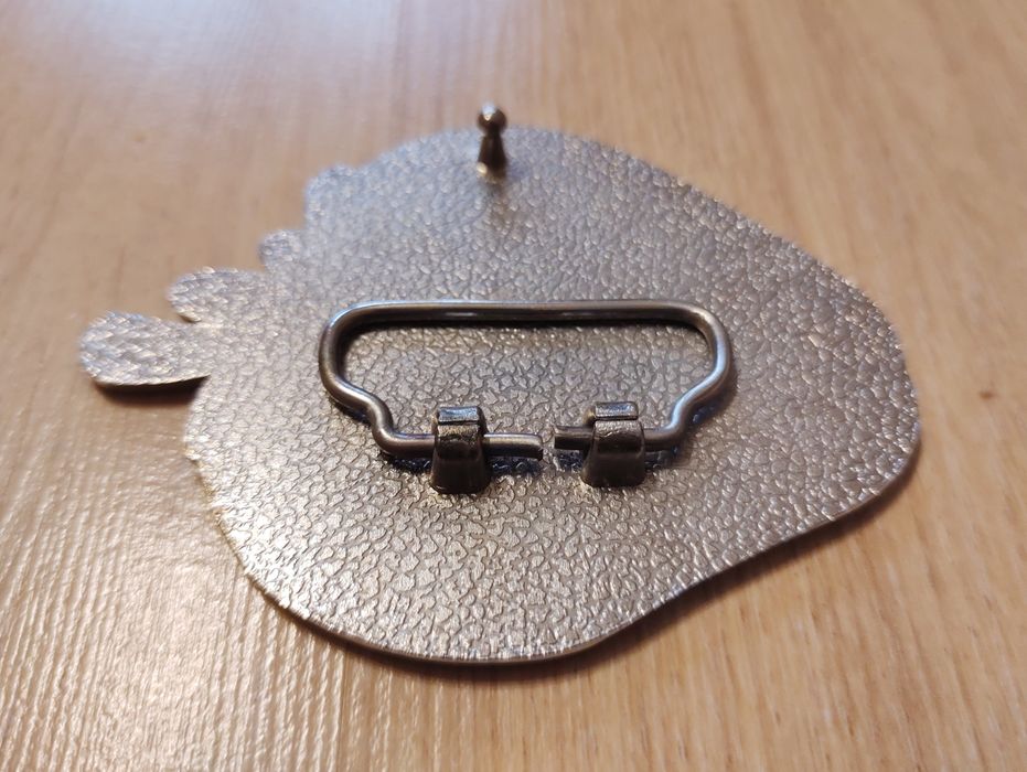 Odjazdowa klamra do paska - truskawka / na pasek o szerokości 4cm