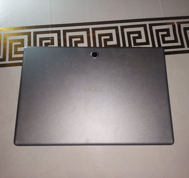 Планшет Acer Iconia Tab 10