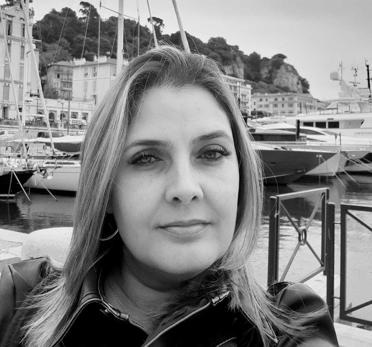 Ama de crianças, babysister