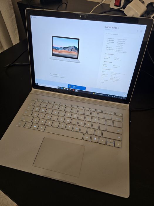 Microsoft Surface Book i7 16GB RAM 512GB SSD NVidia