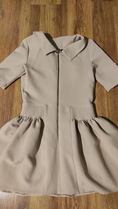 Sukienka beżowa r38