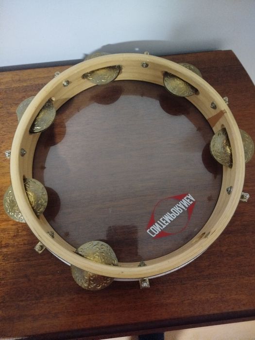 Pandeiro " contemporâneo"64738280409219124