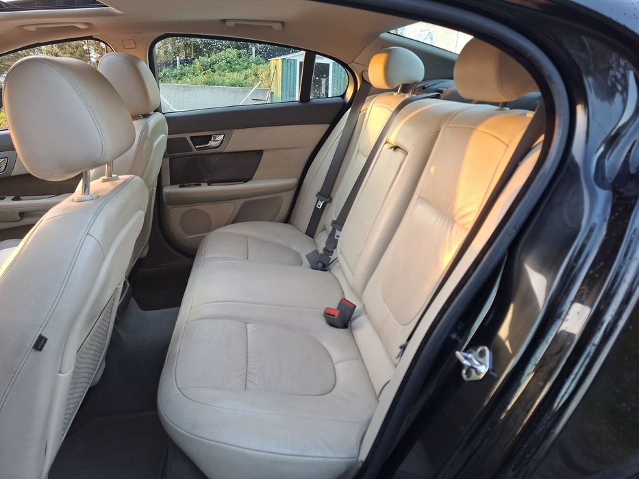 Jaguar XF 2.7 D V6 Premium Luxury 1 dono