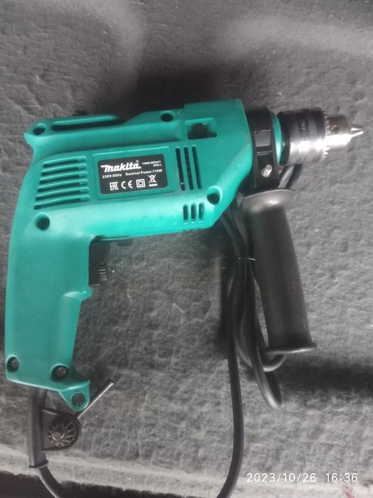 Електродрель з ударом