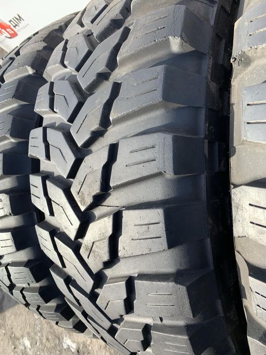 Шини  35*12.50R15LT екв розміру 315/70/17 Maxxis 16мм