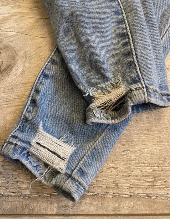 Jeansy rurki z przetarciami Varlesca Redial