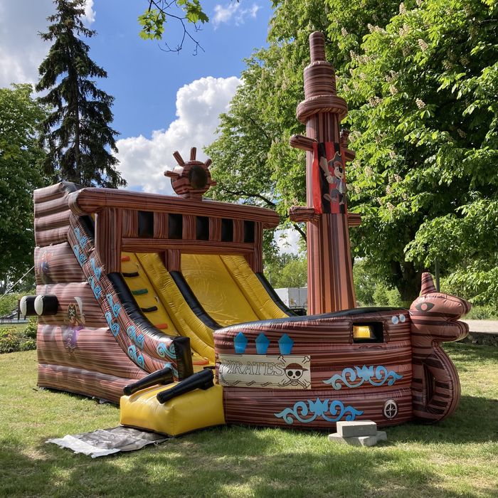 Dmuchana zjeżdżalnia dmuchaniec statek piracki urodziny komunia wesele