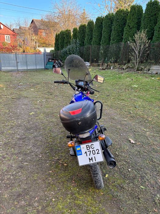 Мопед мотоцикл скутер