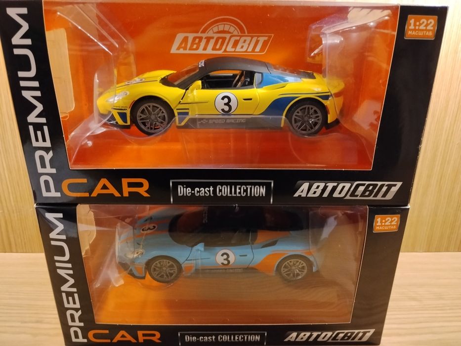 Модель Ferrari 1:22 (1:24) Автосвит металл свет звук инерция Феррари Машинка