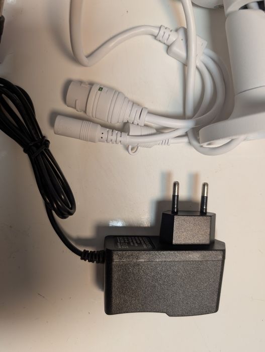 Kamera zewnętrzna wifi, aluminowy korpus, nowa