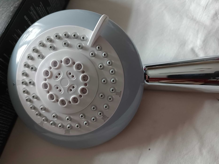 Słuchawka prysznicowa LED