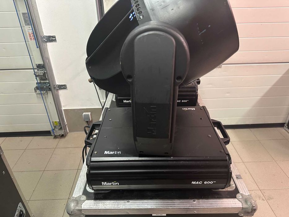 Ruchoma głowa Martin Mac 600