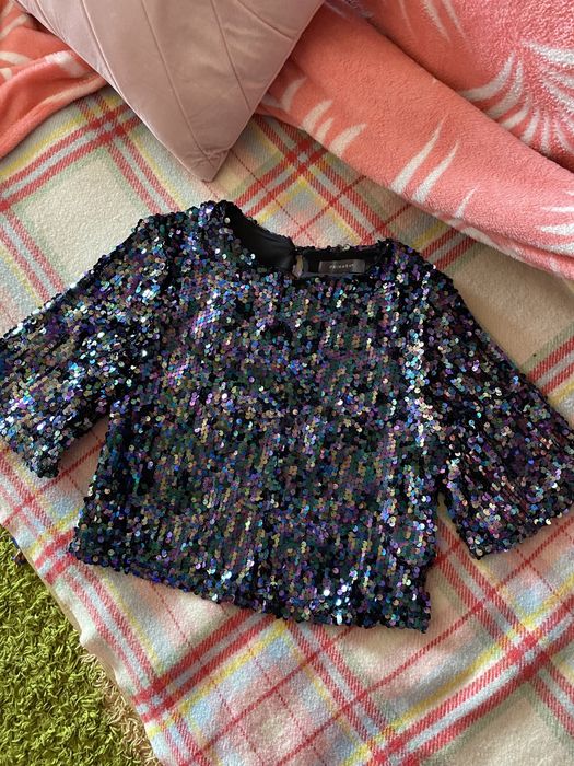 Новий топ у паєтку Primark