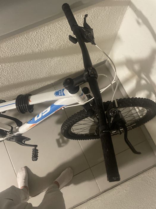 Bicicleta semi nova no porto