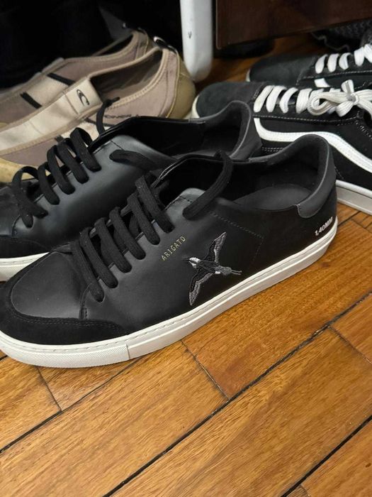 Sapatilhas Tenis pretas e brancas Vans tipo sapato em bom estado