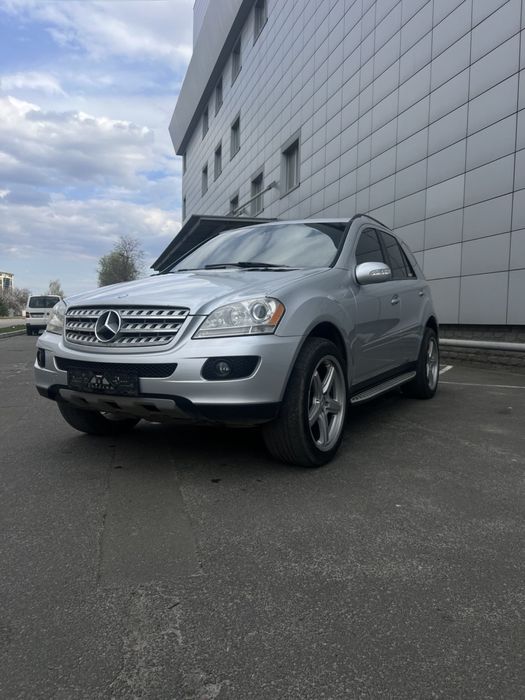 Продам Mercedes ML350
