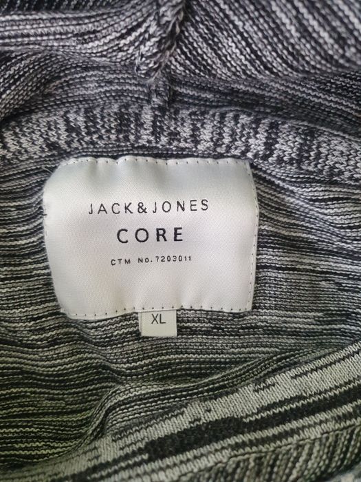 Szara  bluza z kapturem