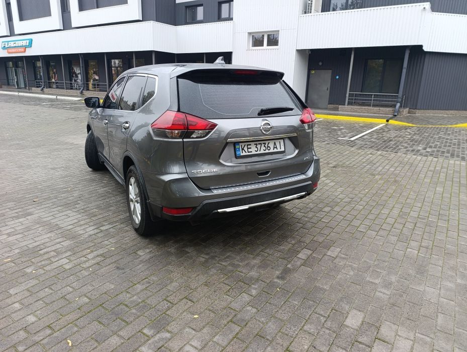 Nissan rogue 2018