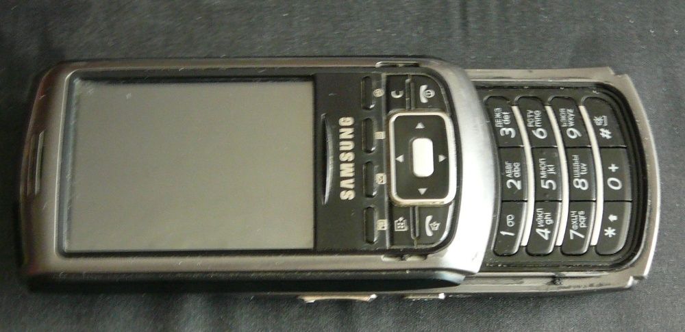 Мобильный телефон/коммуникатор Samsung SGH-i750