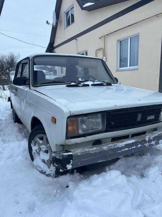 Продам ваз 2105