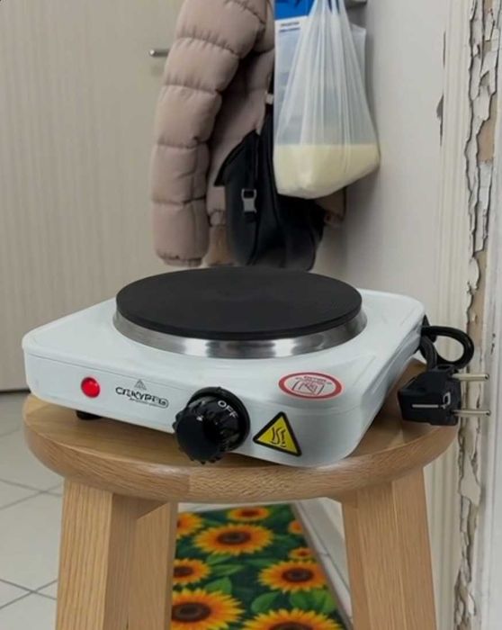 Електроплита на одну конфорку для дачі гуртожитку чи балкона