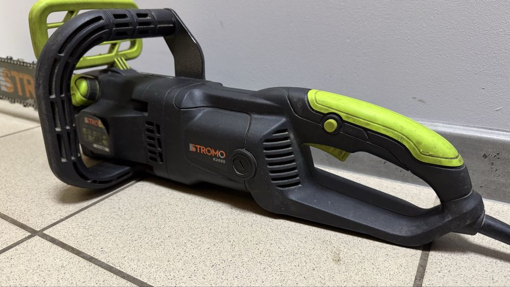 Електропилка Stromo k2650