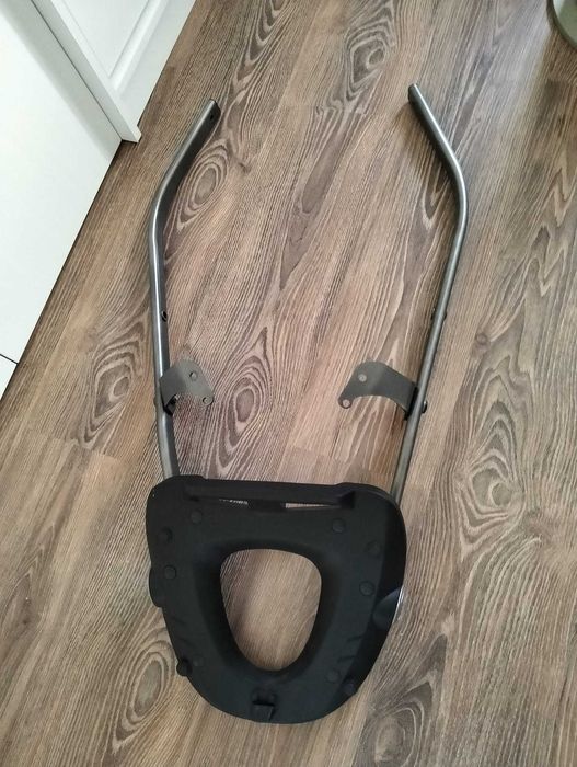 Mala GIVI para mota com suporte - Estado nova