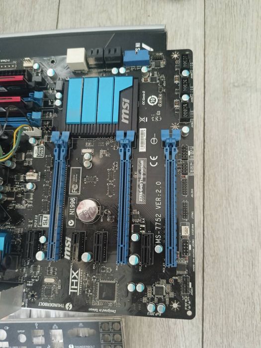 Комплект : процесор , материнська плата і памʼять