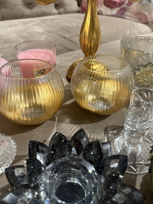 Підсвічники різні