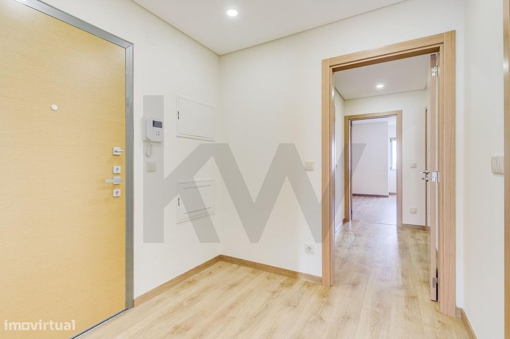 Apartamento T2 Novo nas Laranjeiras em Lisboa | Premium, Metro e Acess