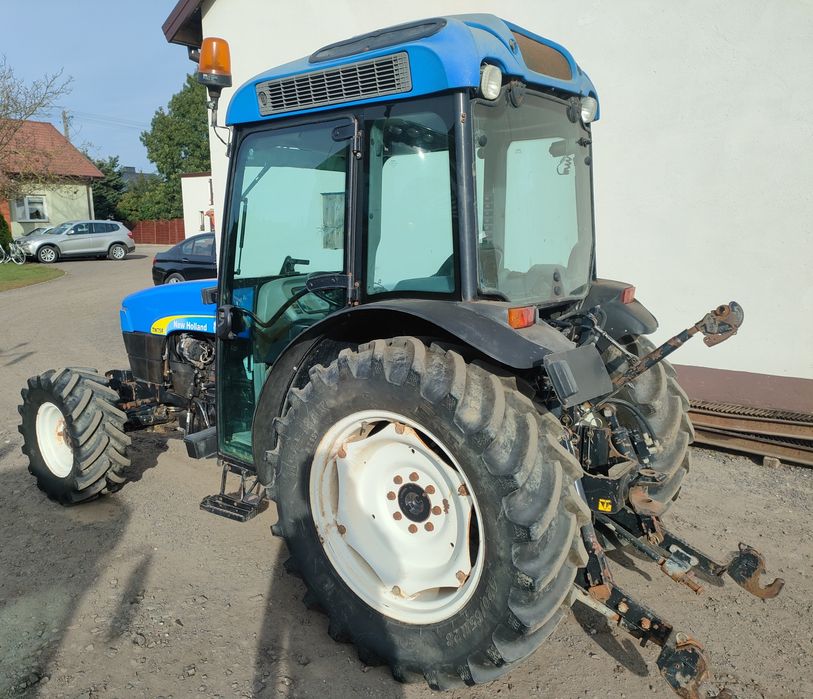 New Holland TN 75 FA sadowniczy
