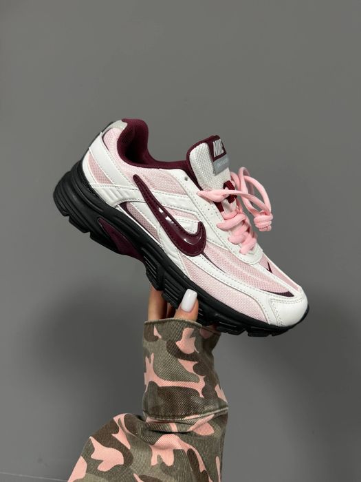 NIKE INITIATOR (7 різних кольорів)