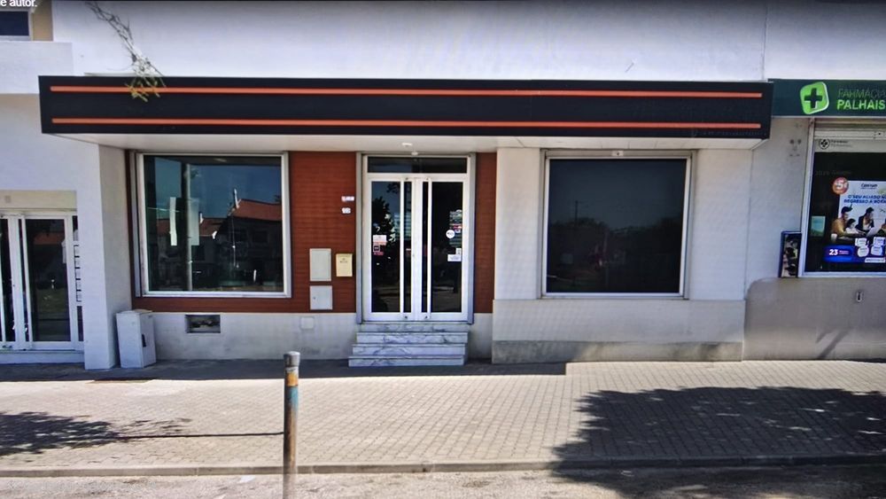 Arrenda se loja 120m2