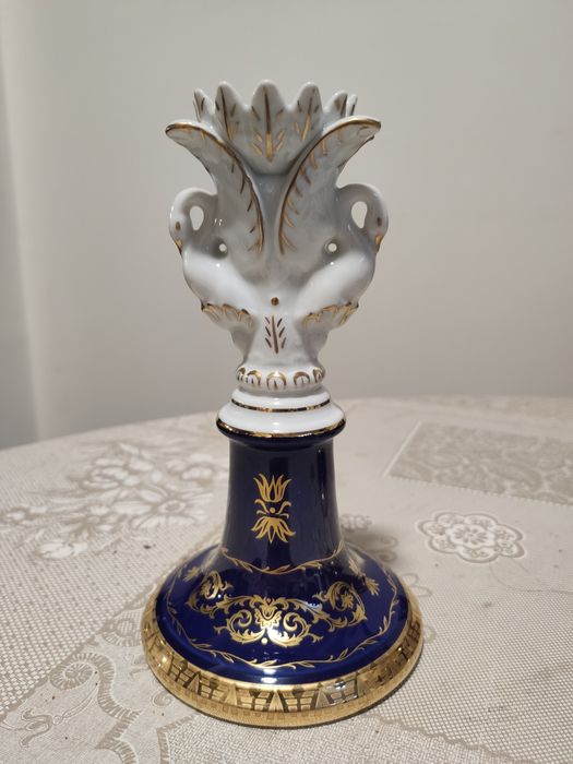 Castiçais em porcelana427871446112686081