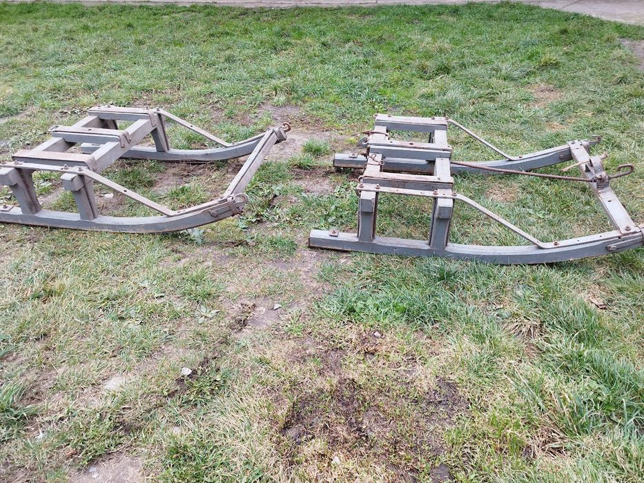 Санкі кіннські дубові. Терміново продаються